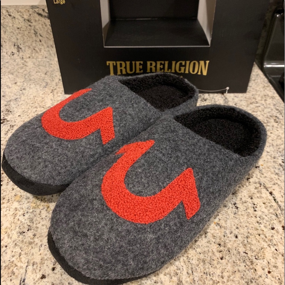 True religion slippers